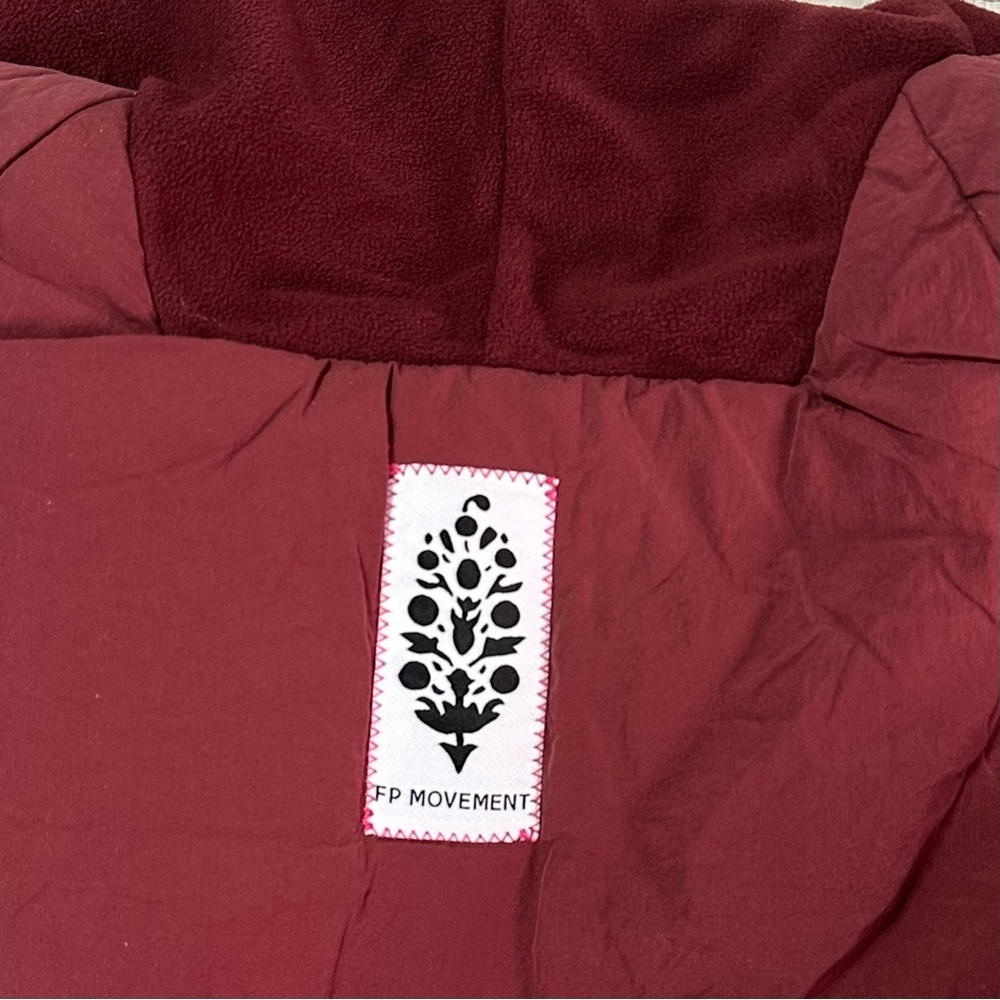 NWT FP Movement In A Pillow Water Resistant Packable Puffer Anorak Sour Cherry - Picture 9 of 16